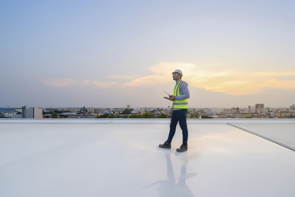 Réalisations I Le Toit Blanc I Résine réflective Innovante I Toiture froide